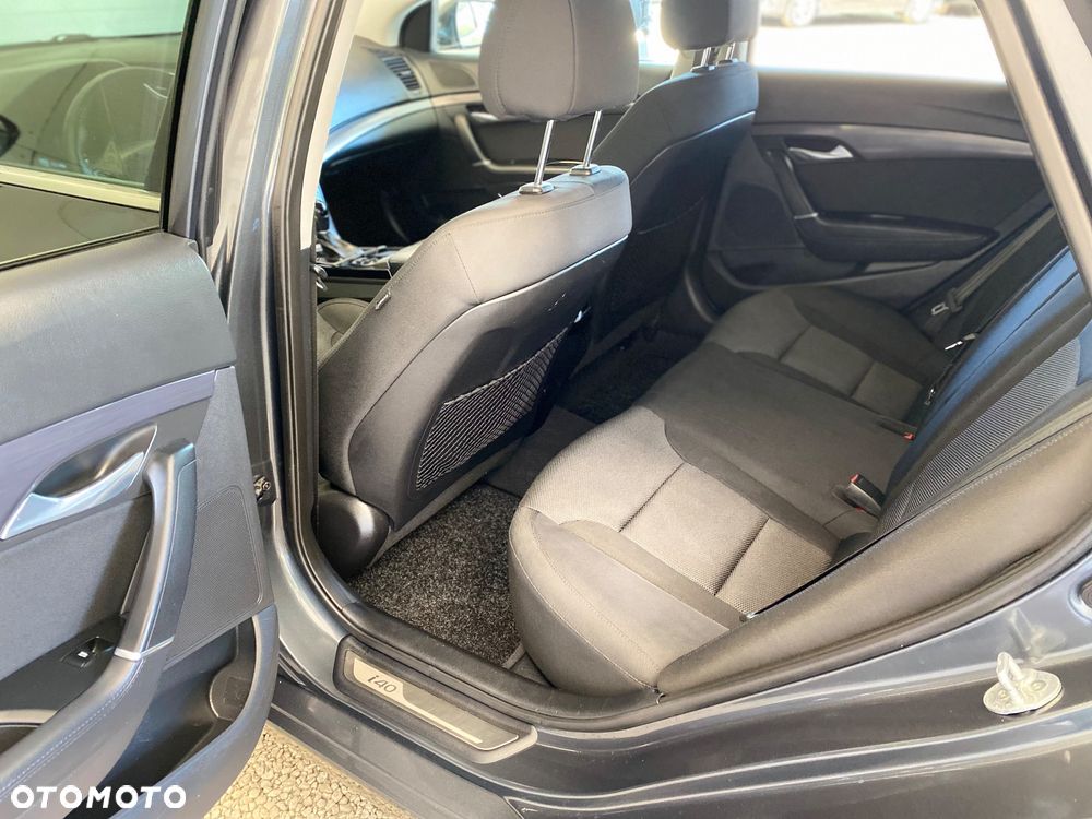 Hyundai i40 1.7 CRDi Premium DCT - 17