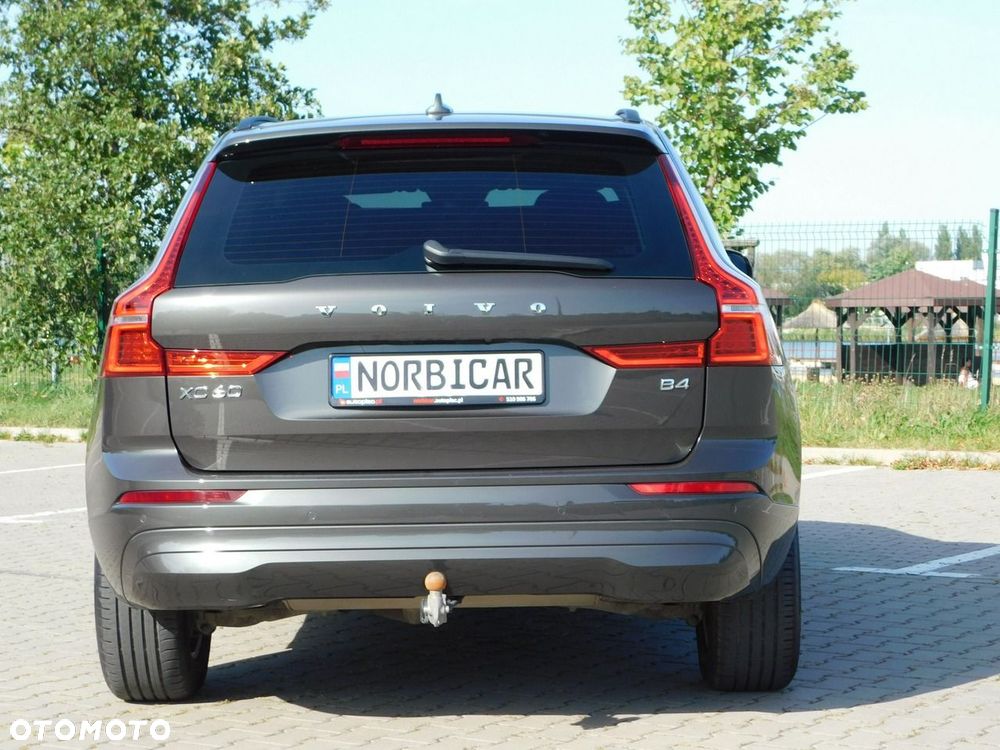 Volvo XC 60 B4 D Geartronic Momentum Pro - 20