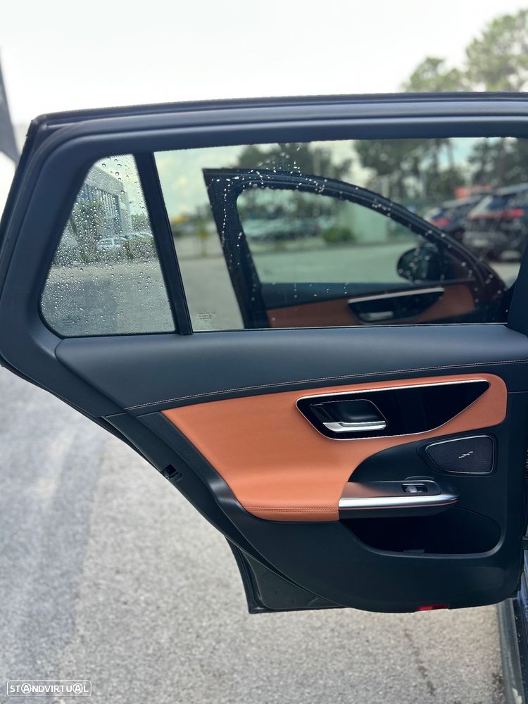 Mercedes-Benz C 300 e AMG Line - 16