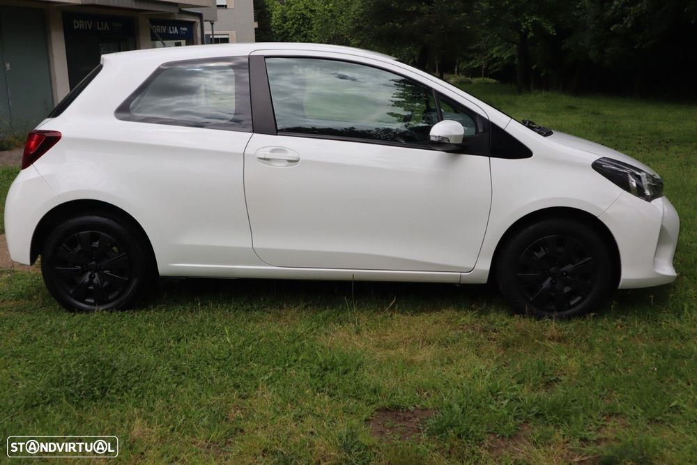 Toyota Yaris 1.4 D-4D AC - 4