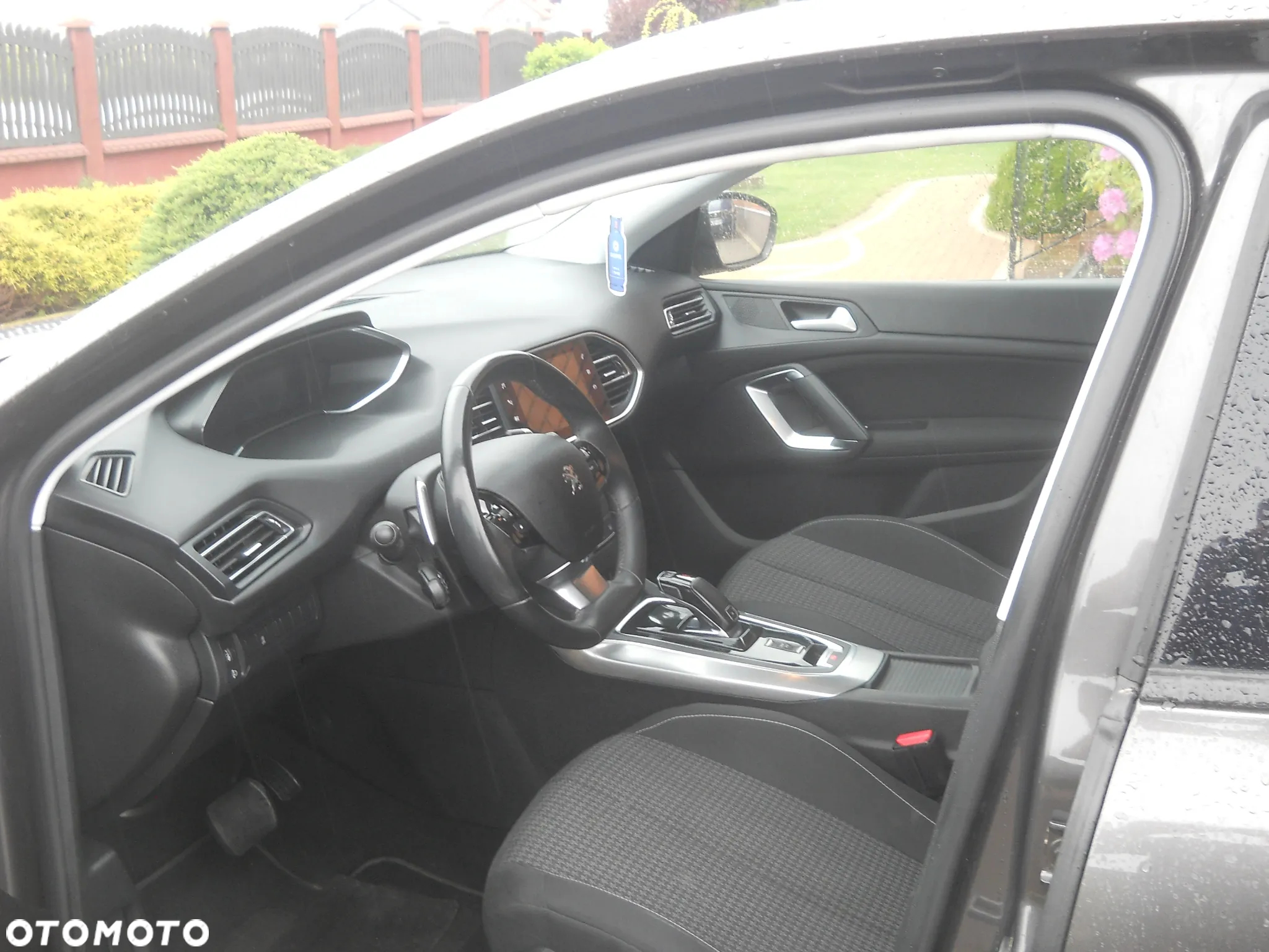 Peugeot 308 1.5 BlueHDi Active S&S EAT6 - 5