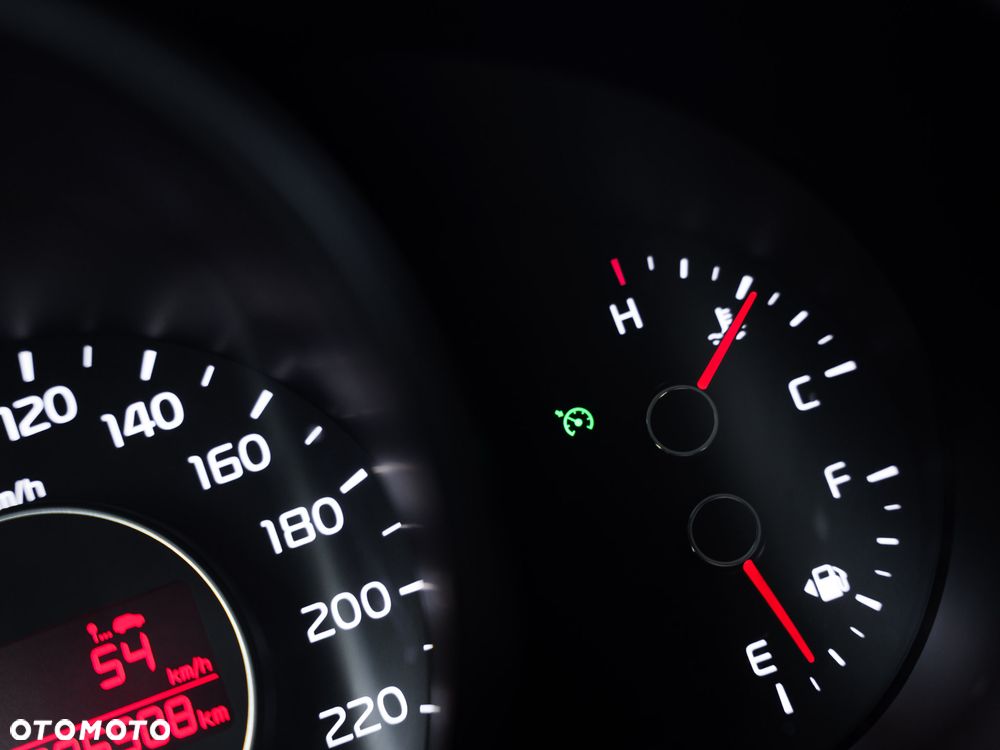 Kia Soul 1.6 CRDI Dream Team Edition - 38