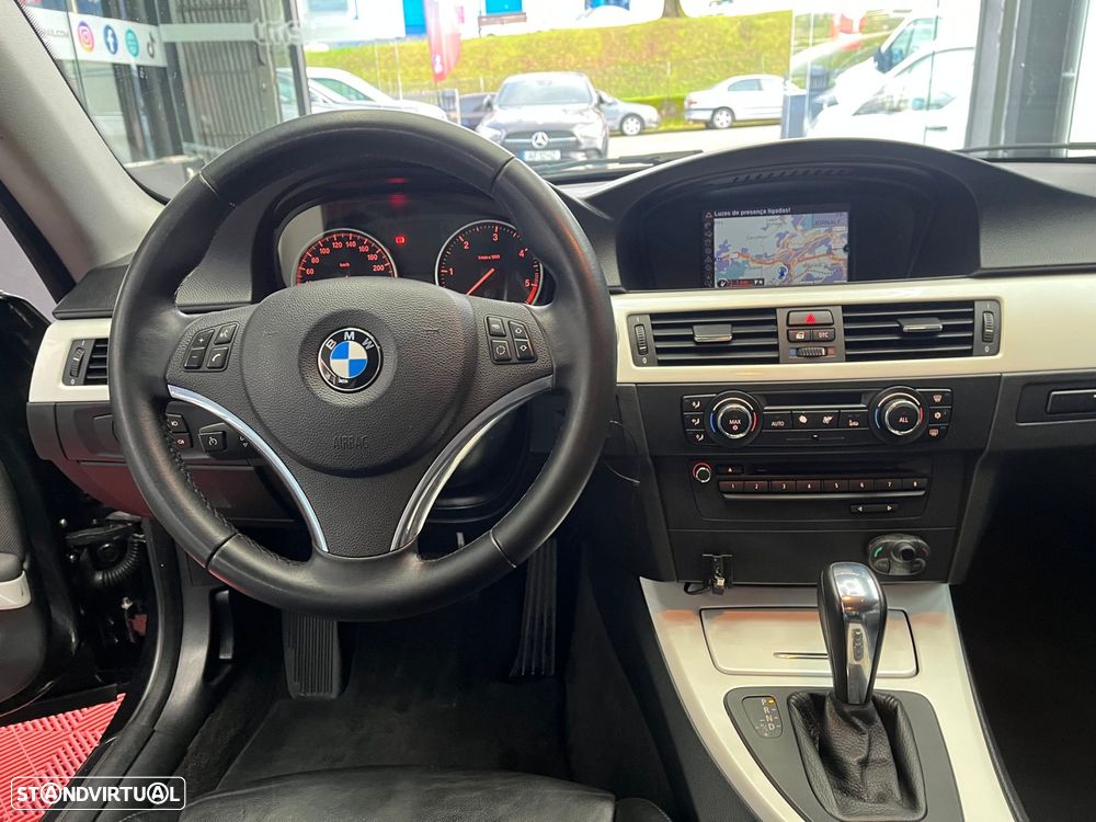 BMW 320 d Aut. M Sport Edition - 11