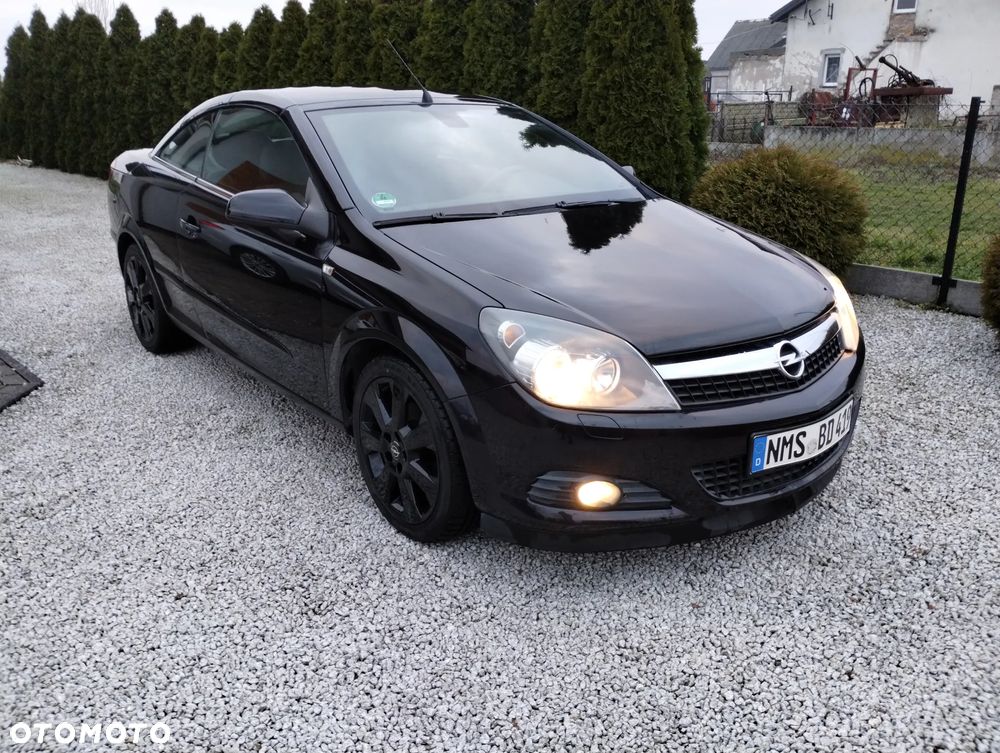 Opel Astra 1.8 Automatik Edition - 2