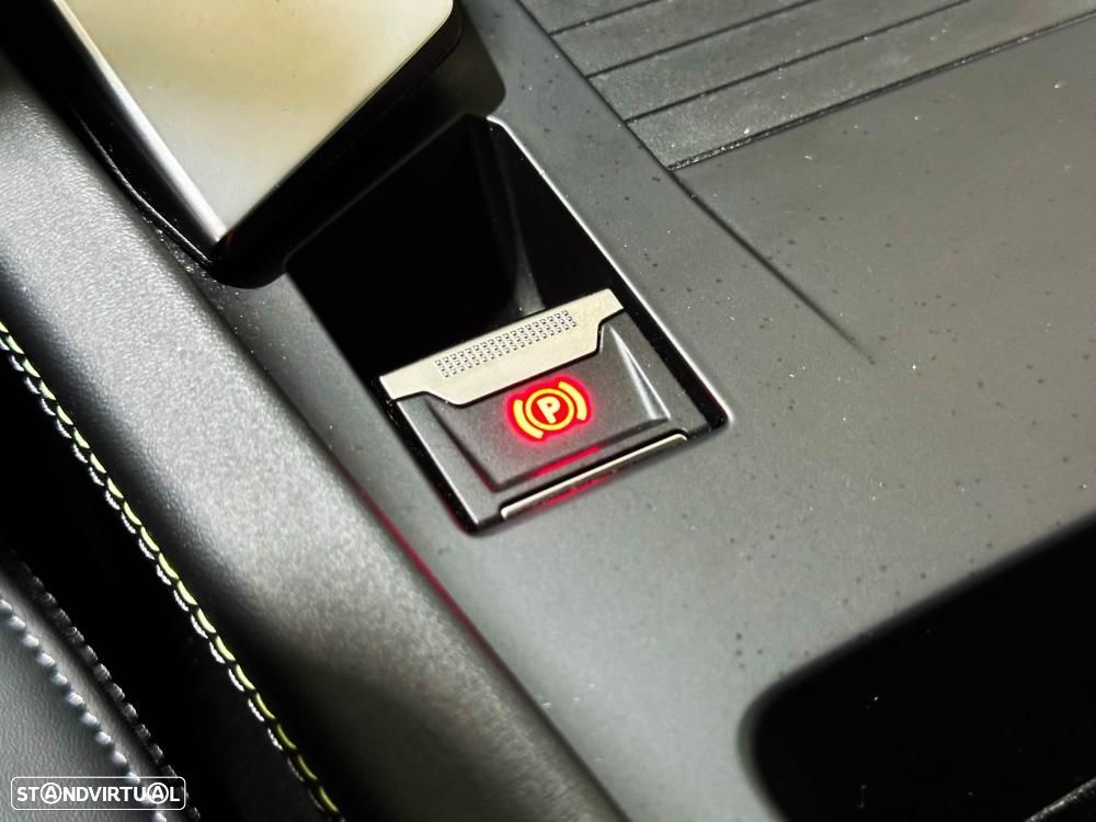 Peugeot 408 1.6 Hybrid GT e-EAT8 - 48