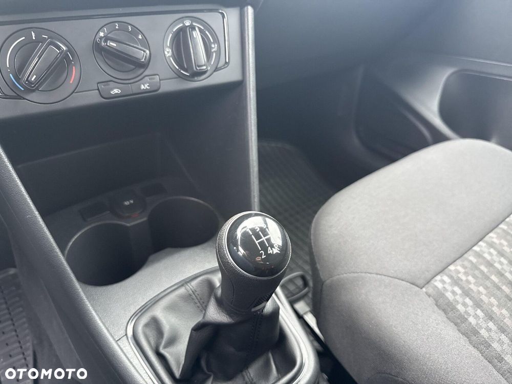 Volkswagen Polo 1.0 Trendline - 23