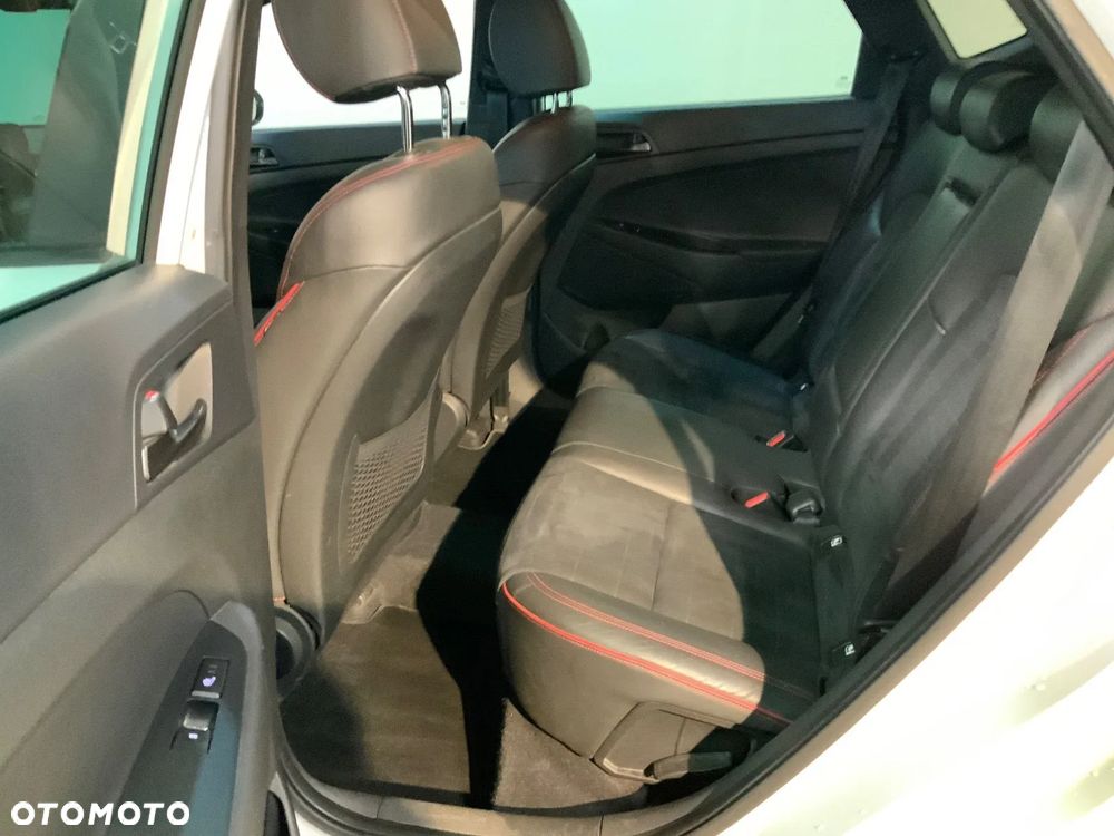 Hyundai Tucson 1.6 GDi 2WD DCT N Line - 9