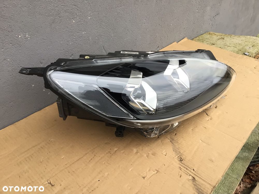 Lampa przednia prawa Ford Kuga MK3 Full Led - 2