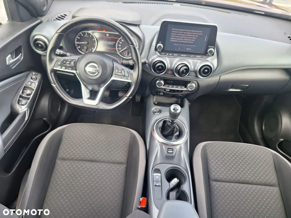 Nissan Juke 1.0 DIG-T N-Connecta - 17