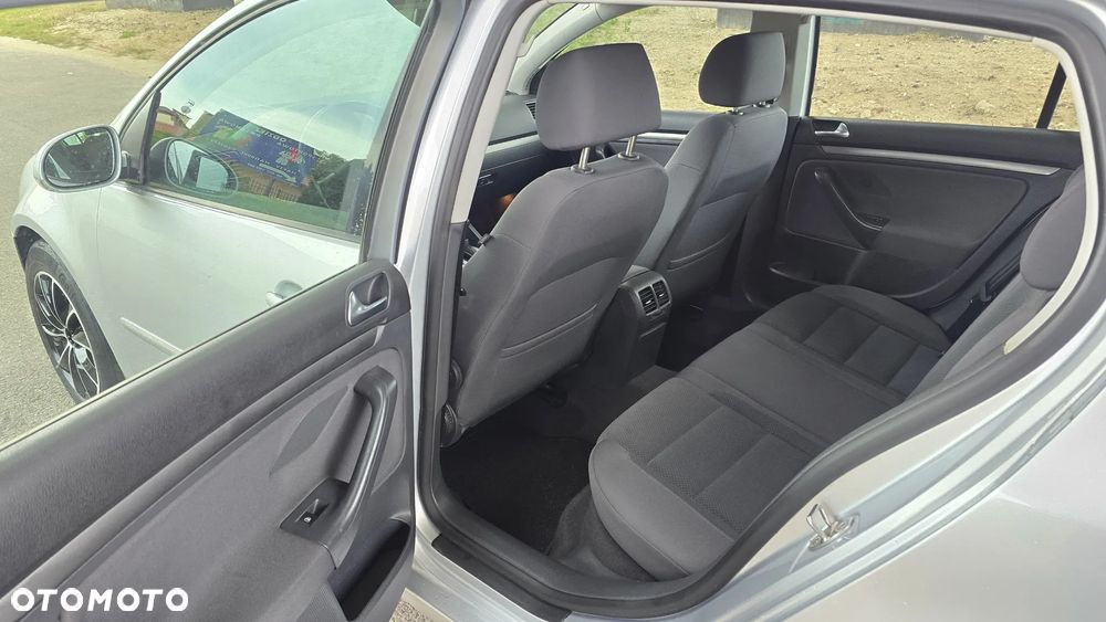 Volkswagen Golf V 2.0 FSI Comfortline DSG - 16