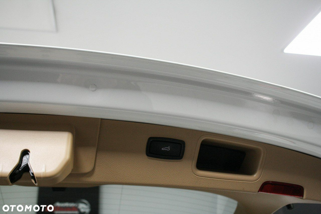 Porsche Macan - 23