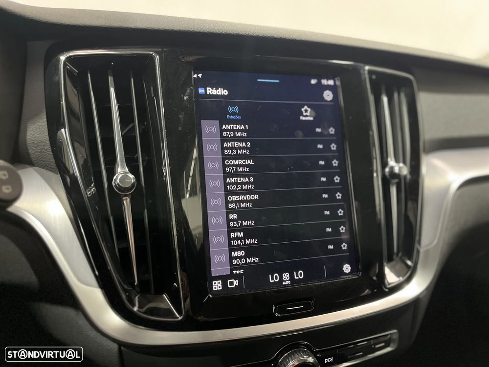 Volvo V60 2.0 T6 AWD TE Core - 29