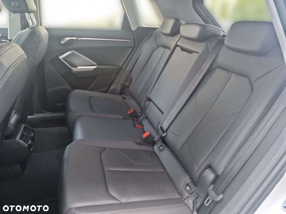 Audi Q3 - 17
