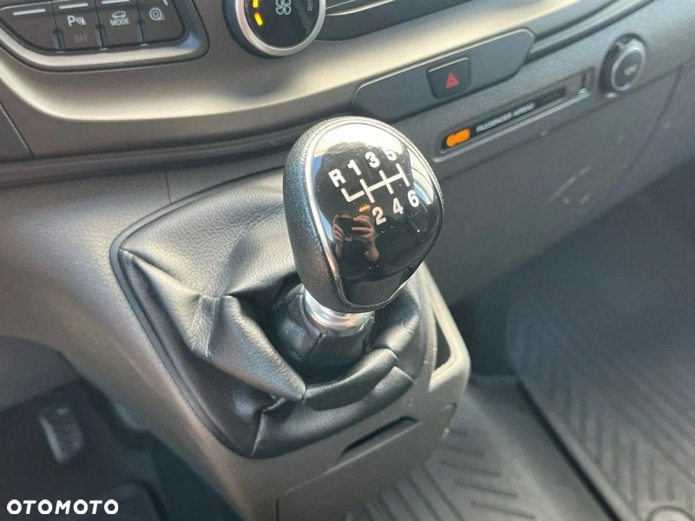 Ford Transit Custom - 27
