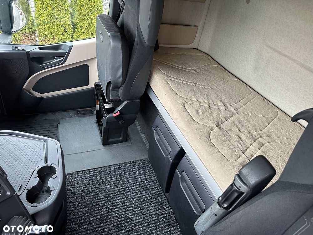 Mercedes-Benz 18 45 EURO 5 - 13