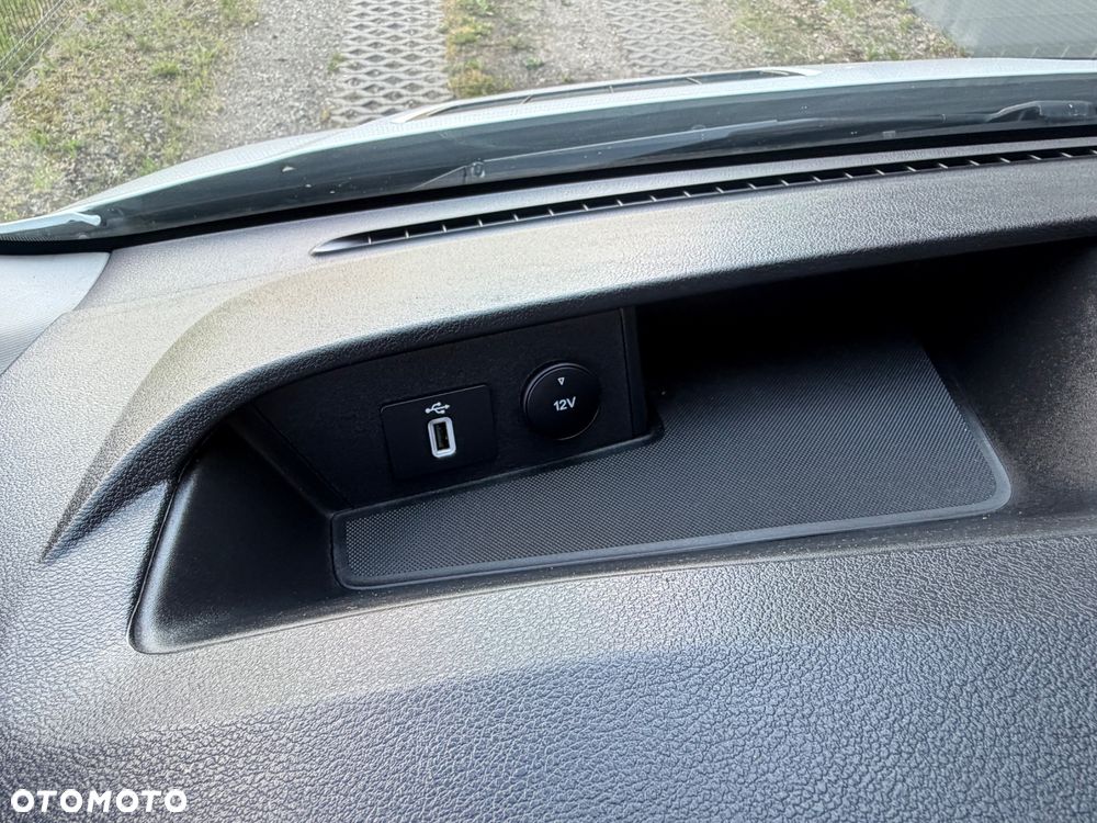 Ford Transit - 16