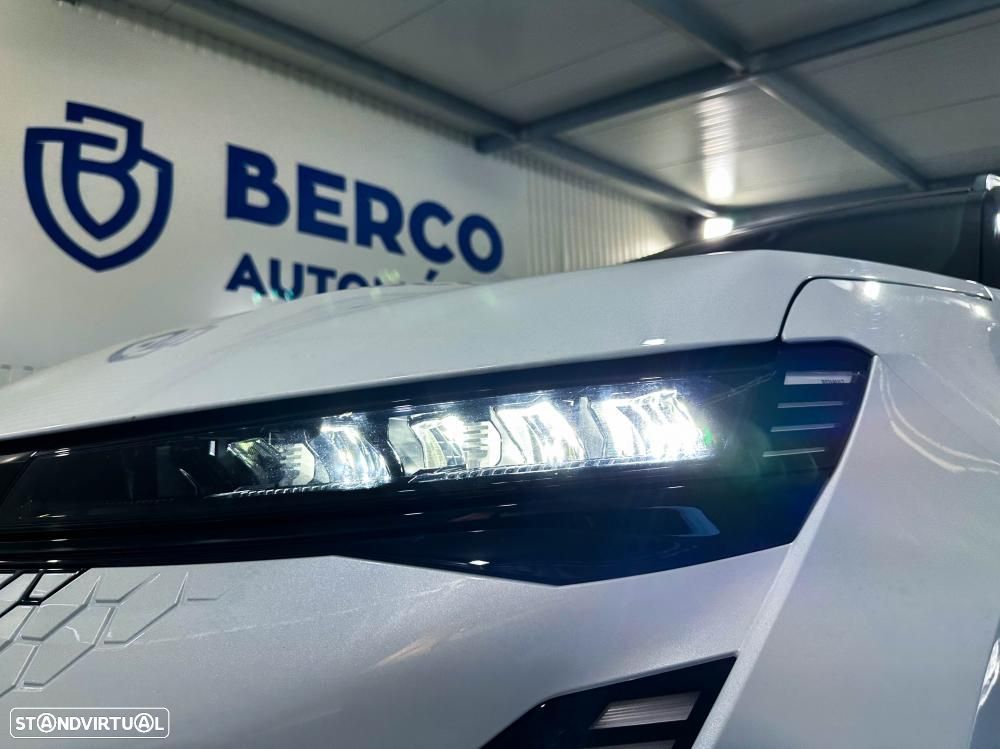 Renault Scénic 220 Long Range Techno — fotografia 13