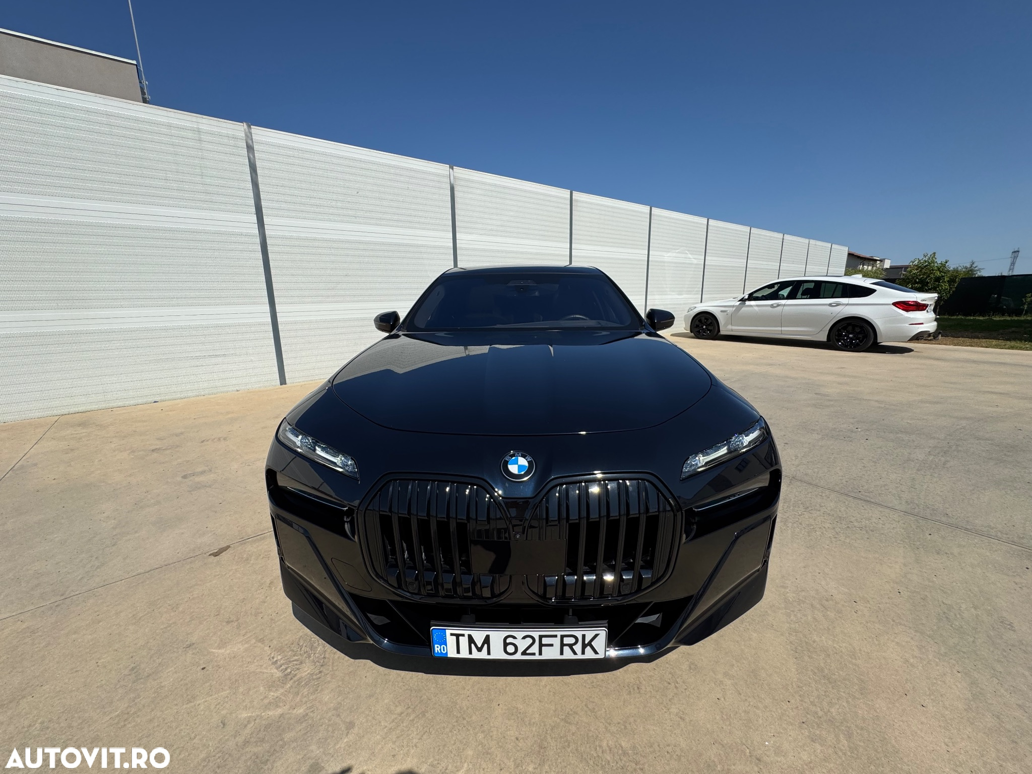 BMW Seria 7 740d xDrive MHEV - 3