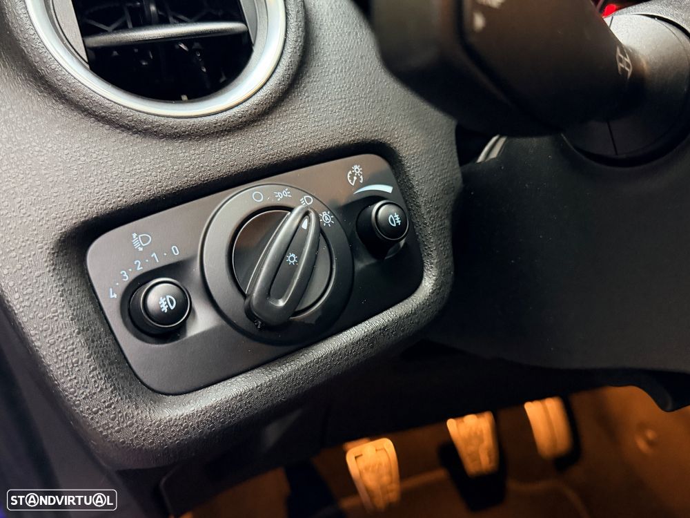 Ford Fiesta 1.6 EcoBoost c/ Pack Pele Desportiva ST - 17