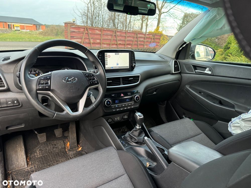 Hyundai Tucson blue 1.6 GDi 2WD Navi - 17
