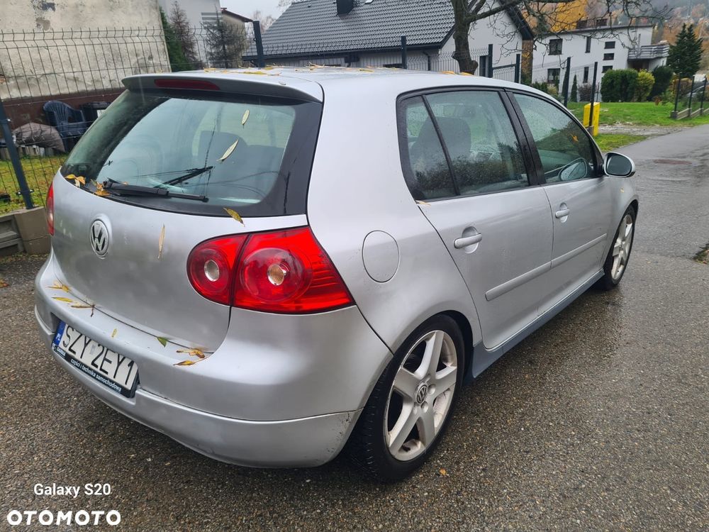 Volkswagen Golf - 2