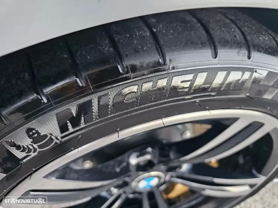 BMW M4 Auto - 23