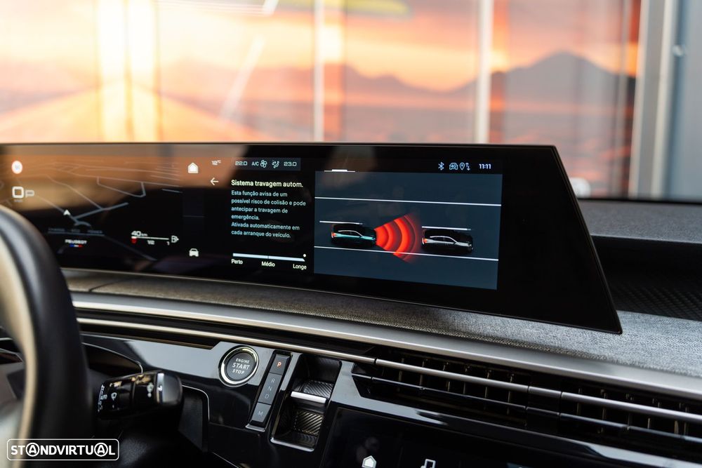 Peugeot 3008 1.2 Hybrid Allure e-DCS6 - 13