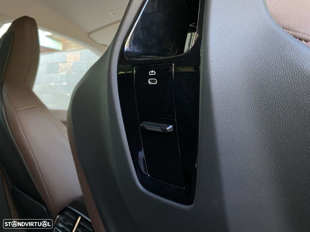 BMW iX xDrive 40 Pack Desportivo - 24