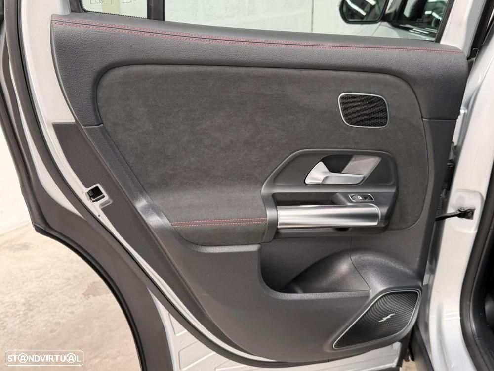 Mercedes-Benz GLA 250 e AMG Line - 55