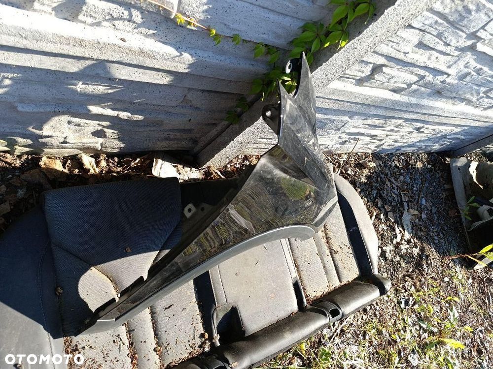 SEAT ARONA LIFT BŁOTNIK PRAWY PRZÓD - 4