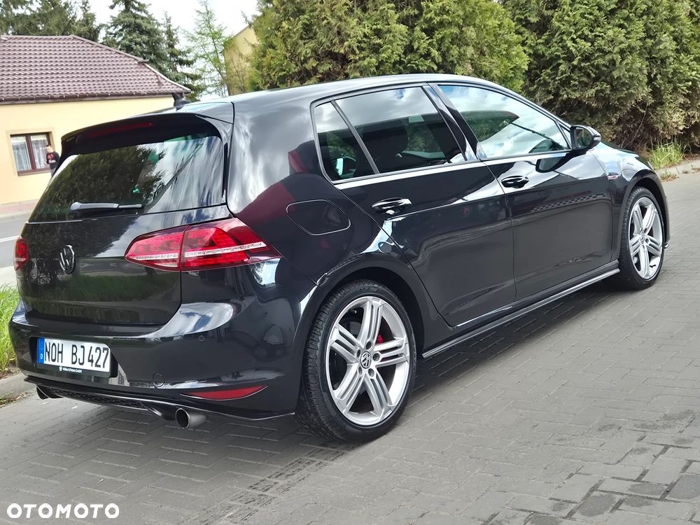 Volkswagen Golf GTI BlueMotion Technology - 12