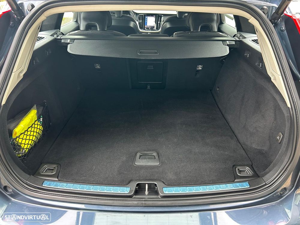 Volvo V60 2.0 T6 AWD TE Inscription Expression - 27