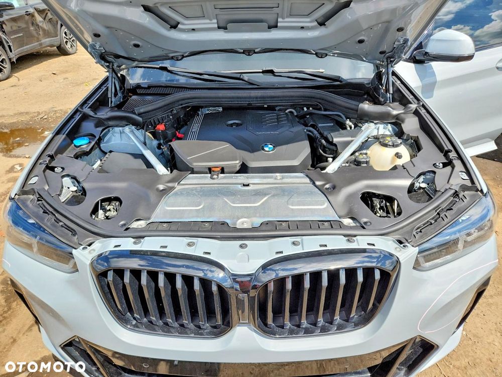BMW X3 xDrive30i - 13