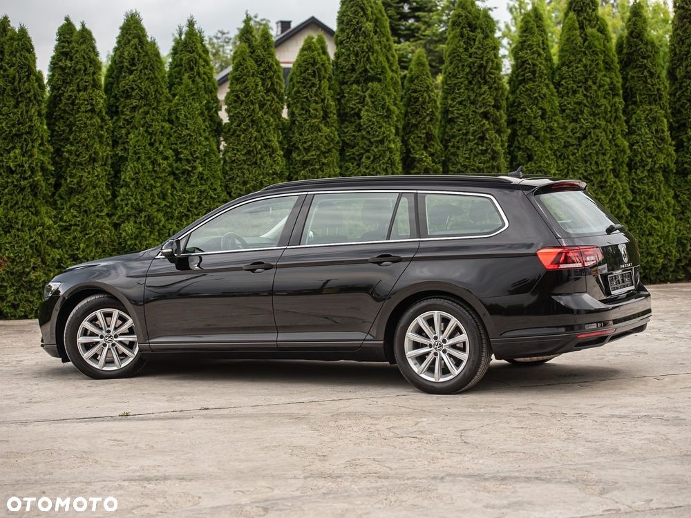 Volkswagen Passat 2.0 TDI SCR DSG 4Motion Business - 10