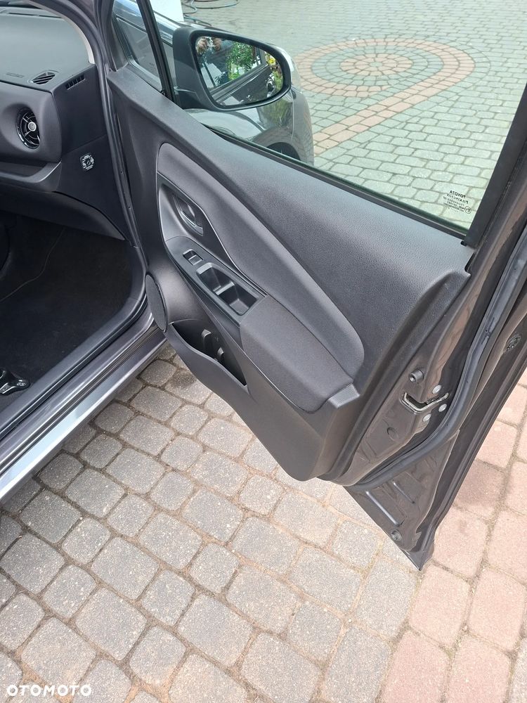 Toyota Yaris 1.5 Premium - 12
