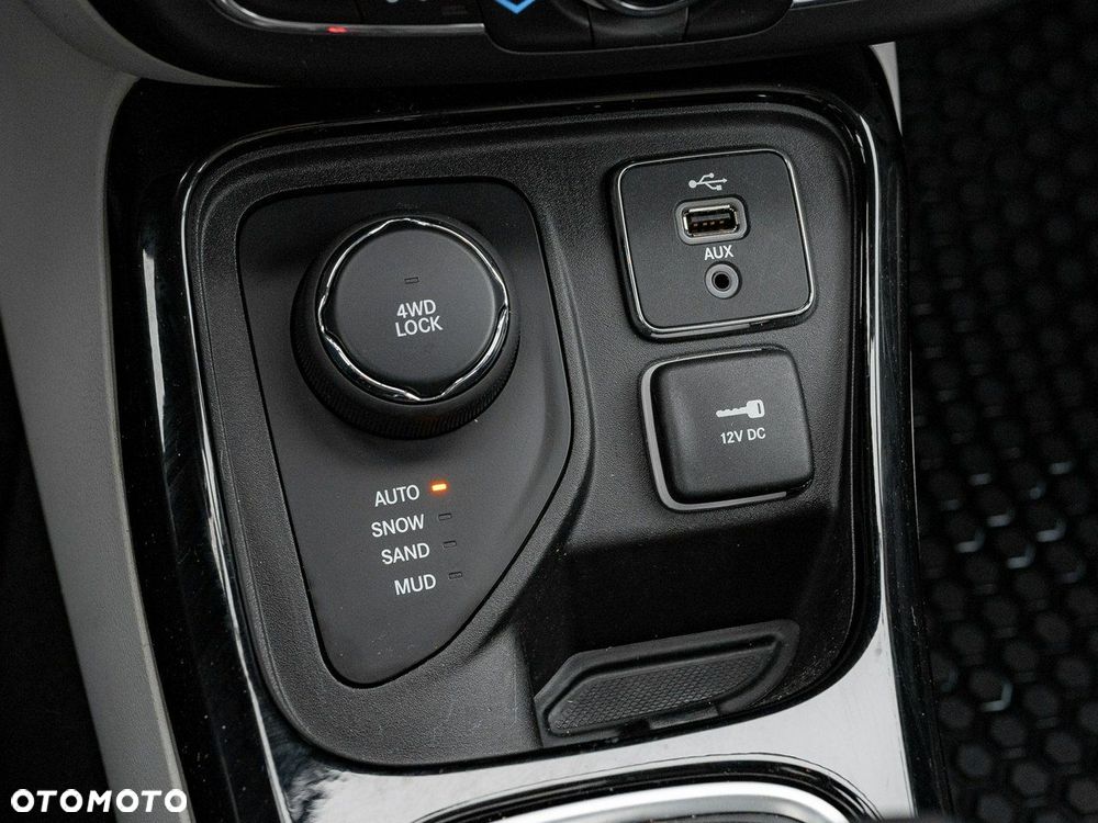 Jeep Compass 1.4 TMair Limited 4WD S&S - 20