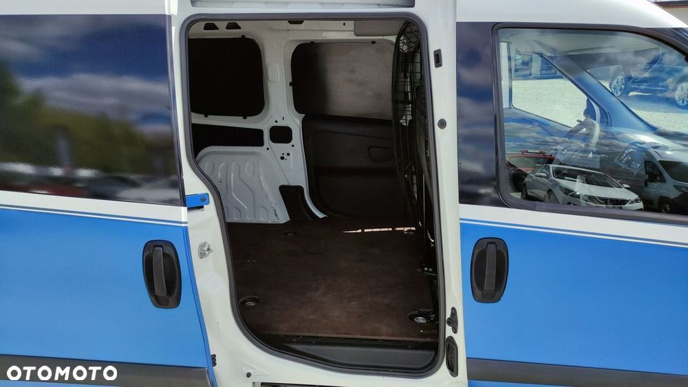 Opel Combo - 8