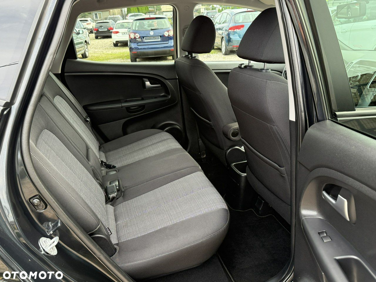 Kia Venga - 29