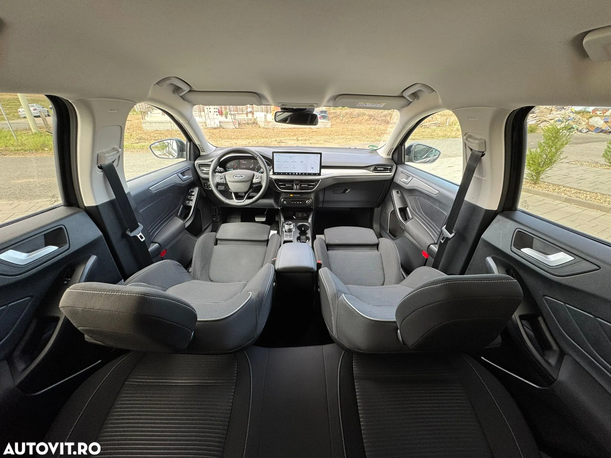Ford Focus Turnier 1.5 EcoBlue Start-Stopp-System Aut. TITANIUM - 7