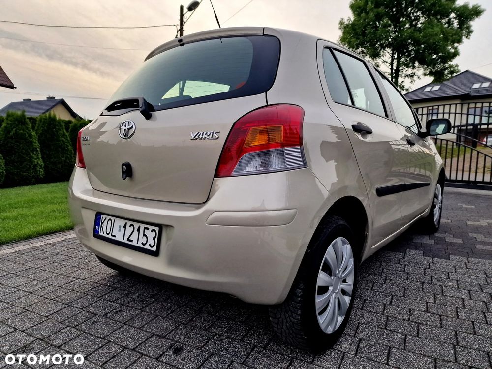 Toyota Yaris 1.33 Sol - 8