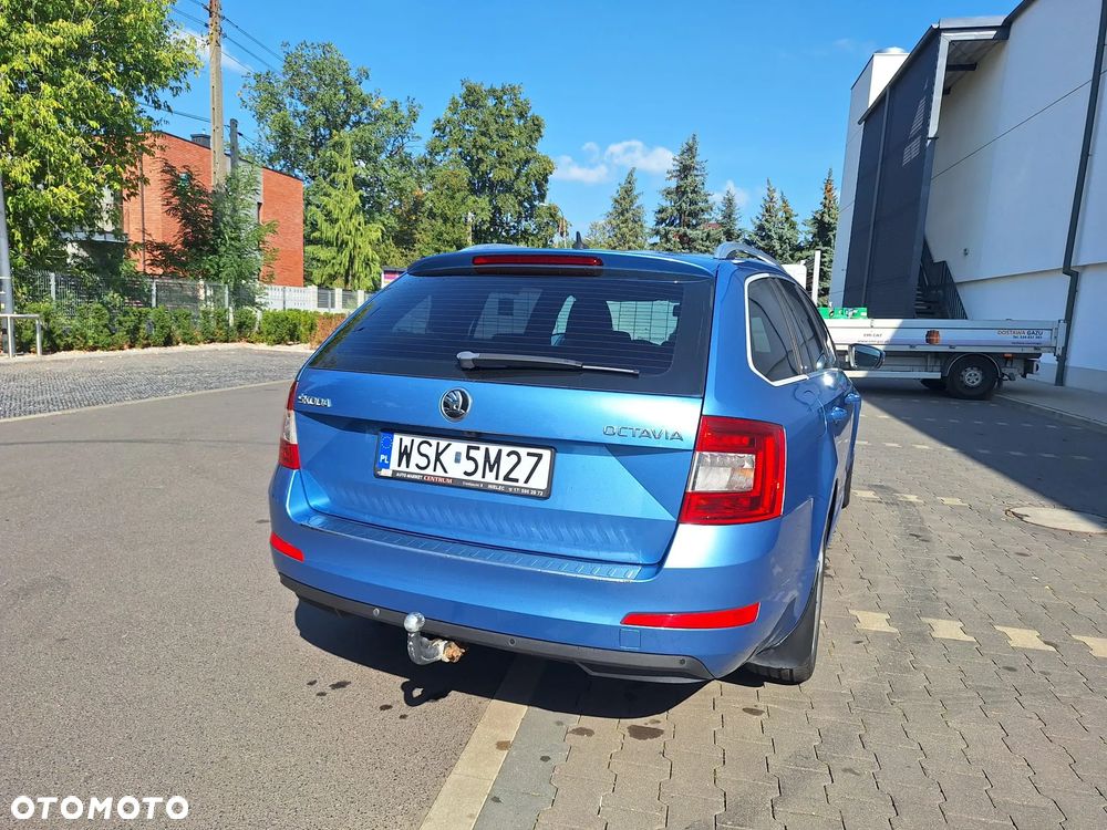 Skoda Octavia 2.0 TDI (Green tec) DSG Style - 9