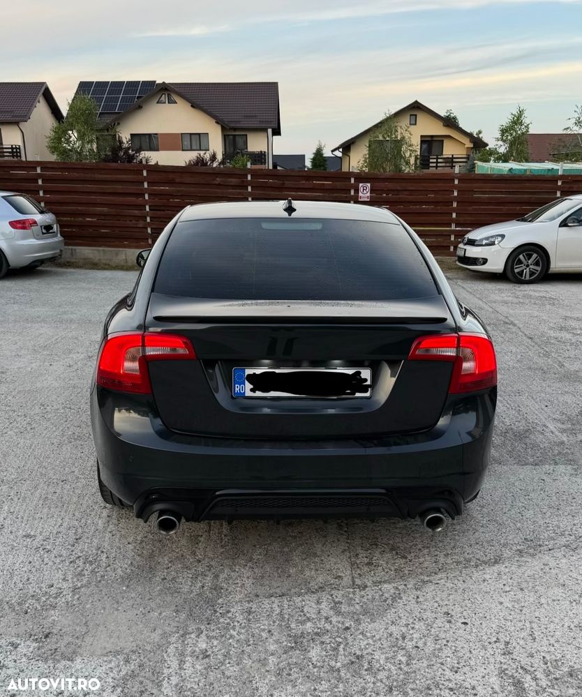 Volvo S60 D3 Geartronic RDesign - 5