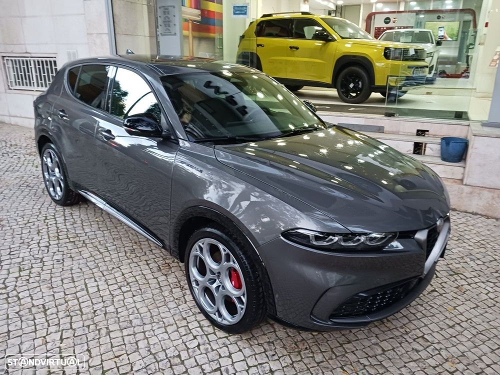 Alfa Romeo Tonale 1.3 Plug-In Hybrid Edizione Speciale e-AWD - 4