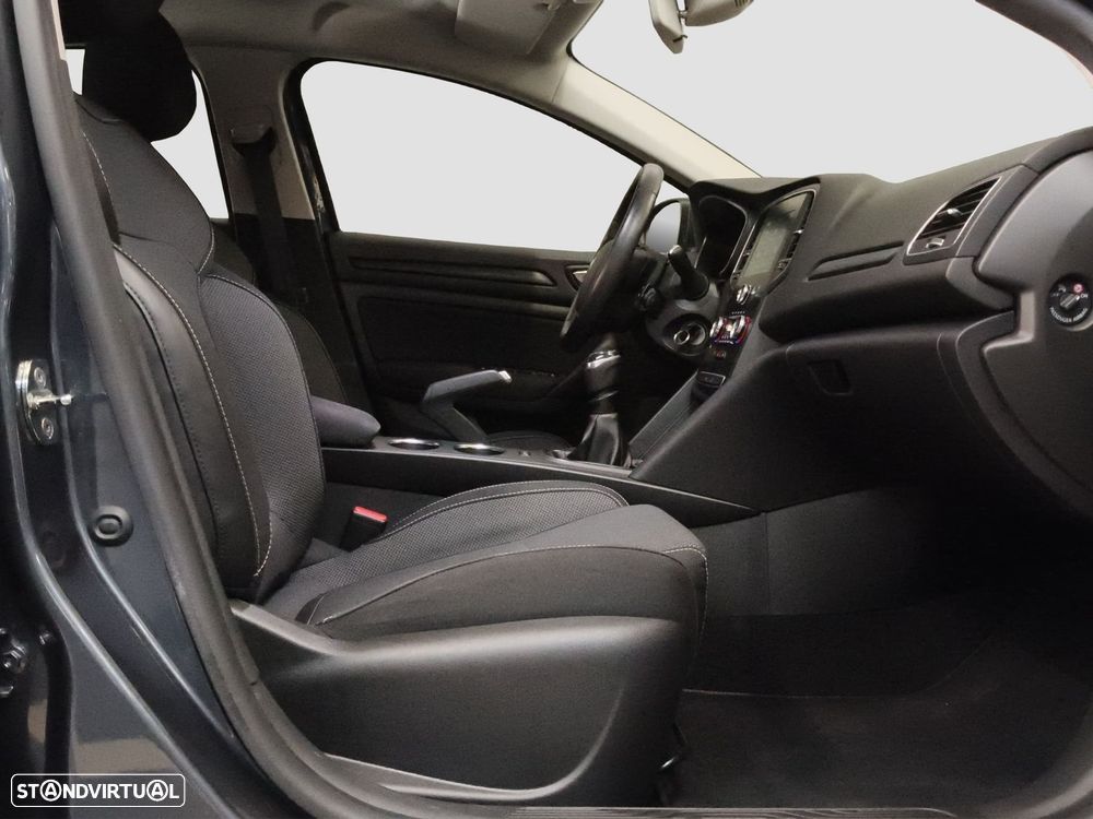 Renault Mégane Sport Tourer 1.5 dCi Limited - 36