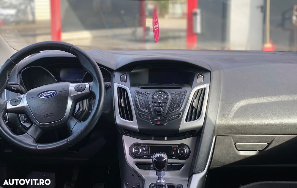 Ford Focus 1.6 TDCI DPF Sport - 5