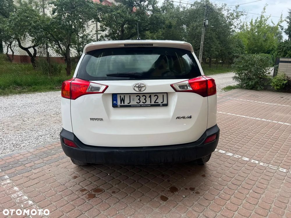 Toyota RAV4 2.0 D-4D Active - 13