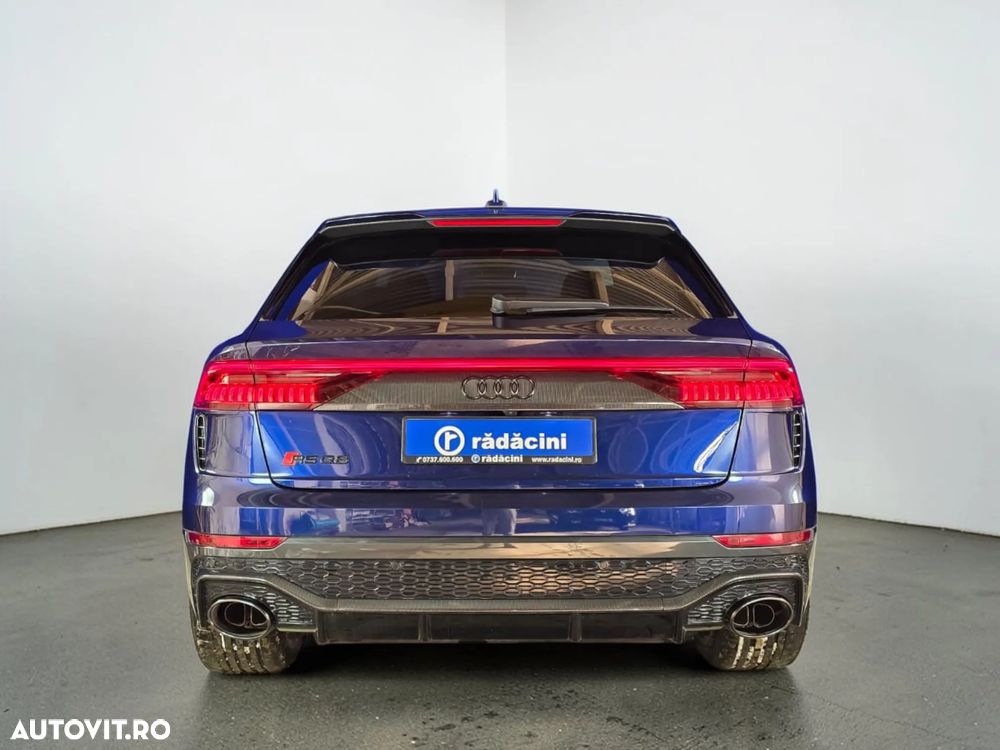 Audi RS Q8 - 7