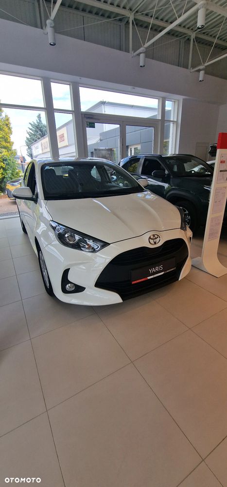 Toyota Yaris - 1