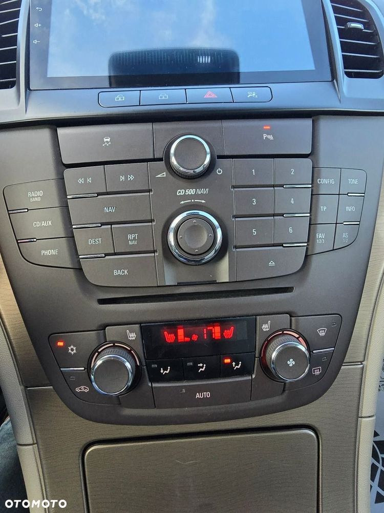 Opel Insignia - 34
