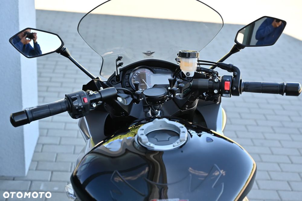 Kawasaki Z - 7
